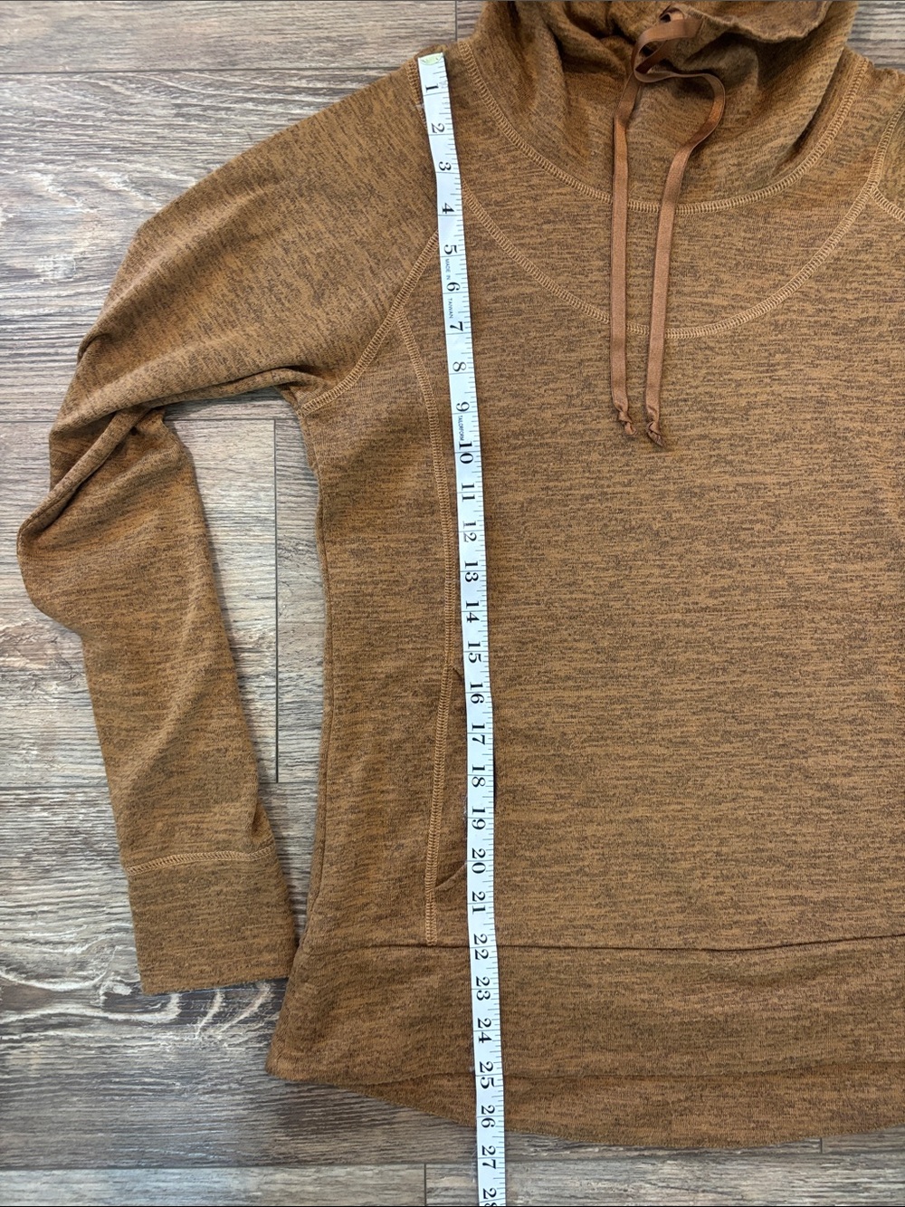 Kuhl Women's Lea Pullover Camel Colored Sweatshirt Women's Size Medium in EUC - Picture 13 of 15